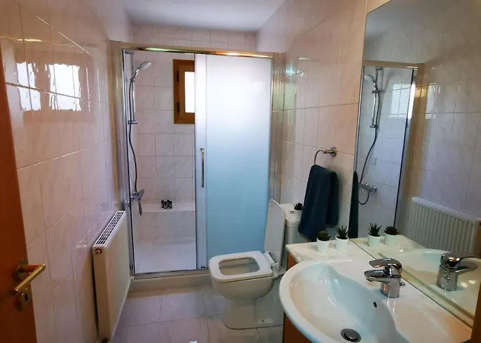 Elegant & Trendy In A Peaceful Area *