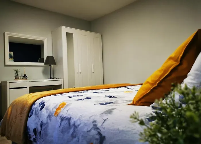 Elegant & Trendy In A Peaceful Area Limassol