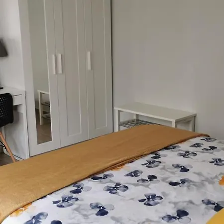 Elegant & Trendy In A Peaceful Area Limassol