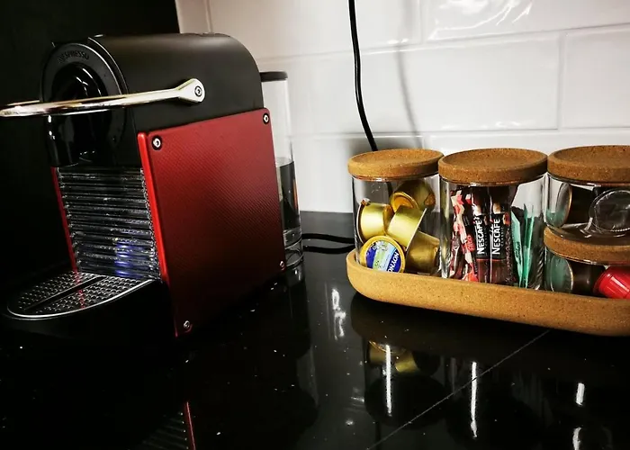 Апартаменты Elegant & Trendy In A Peaceful Area *